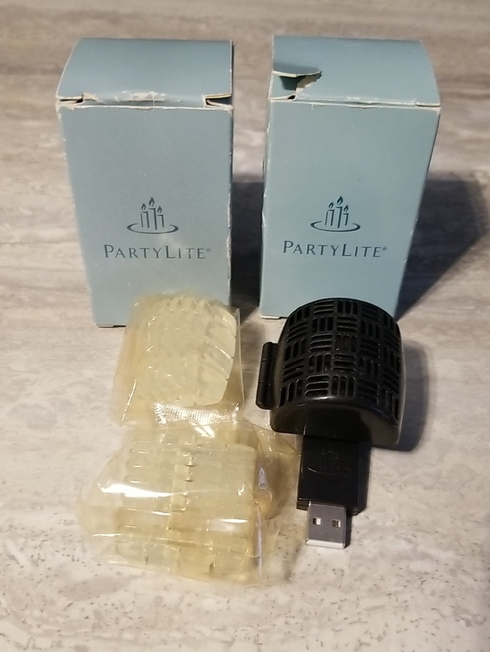 PartyLite Scent 4Me USB Port And Refill